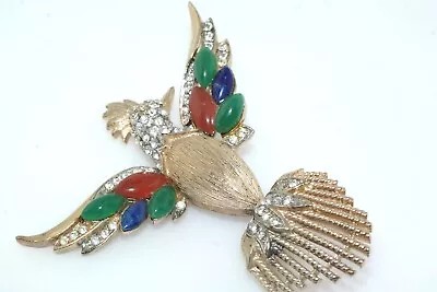 Vtg Rhinestone Carnelian Lapis Jade Cab Gold Tone  • $40