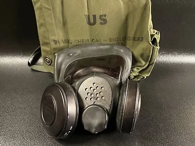 US Navy Used Mark V Biological FieldGas Mask And M17 Case Lot Set Vintage • $250