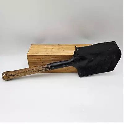 Vintage WW2 Era Military Army Entrenching Tool Shovel Short Spade European • $39.95