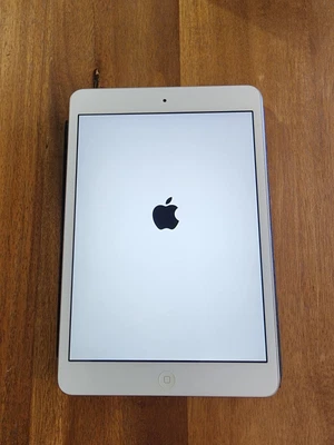 $20.50 • Buy Apple IPad Mini 2 | 32GB | Wi-Fi | Silver
