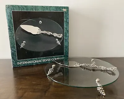 Vtg Glass Cake Stand With Server Trowel Silver Plated International Silver Co • $32.87