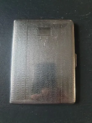 £2 • Buy Vintage Metal Silver Colored Cigarette Case..