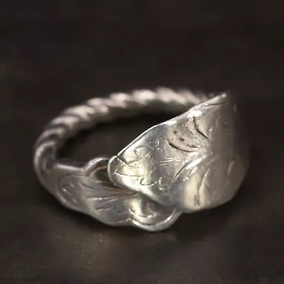 VTG Coin Silver - WESTERN Victorian Engraved Braided Men's Ring Size 10 - 9.5g • $2.99