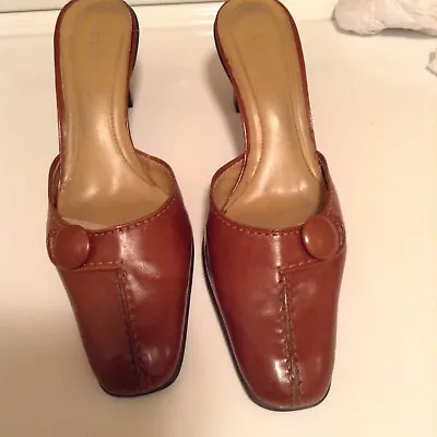 GORGEOUS Women Pumps Shoes Vintage Brown WORN TWICE Sz 7 1/2 M • $18.99