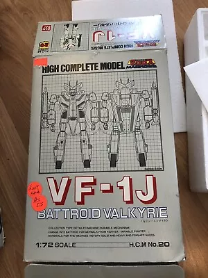 Macross VF-1J High Complete Model Valkyrie 1/72 Bandai Robotech Veritech RARE • $60