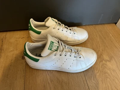$15 • Buy Adidas Stan Smith Green US 4