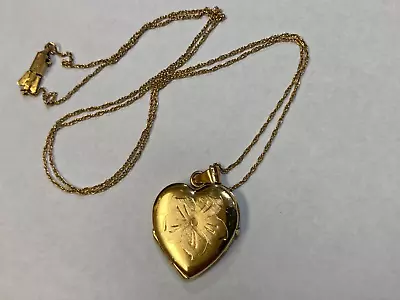 Vintage 14K Gold Heart Photo Frame Locket Pendant With Flower Motif & 20  Chain • $250