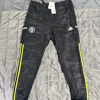 New Men’s Adidas Manchester United Training Pants - Size Large -$80 Value • $59