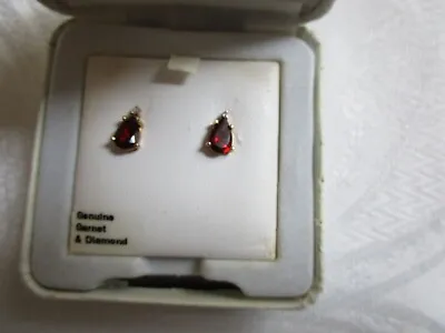 Vintage 10K Yellow Gold Genuine Garnet Diamond Earrings Teardrop Pierced Marked • $86