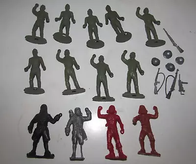 Vintage MPC Ring Hand Plastic Pirate & Soldier Toy Soldier Figures • $9.99