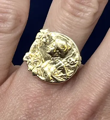 Vintage Art Nouveau  Lady Gathering Irises  Diamond Ring 14k Gold • $395