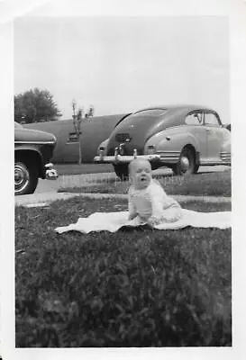 CAR BABY Vintage FOUND PHOTOGRAPH Bw FREE SHIPPING Original Snapshot 13 17 D • $14.40