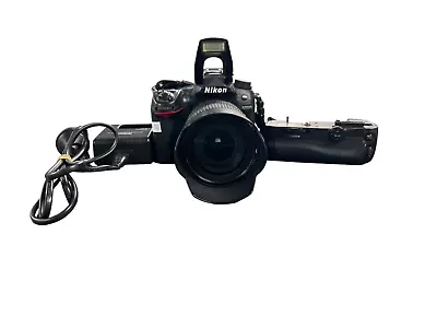 DSLR Camera - Nikon D7000 • $699