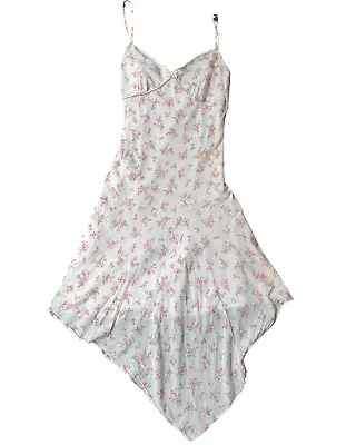 Y2K Flower Dress Size 10 • $34.99