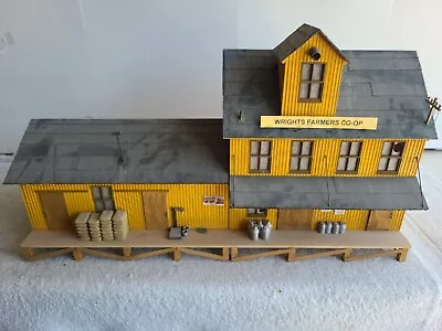  O  Scale Building Wrights Farmers CO-OP • $249