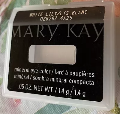 ❤️  White Lily  🧨 Mary Kay 💥 Mineral Eye Shadow Color Full Size New Flawed • $8.95