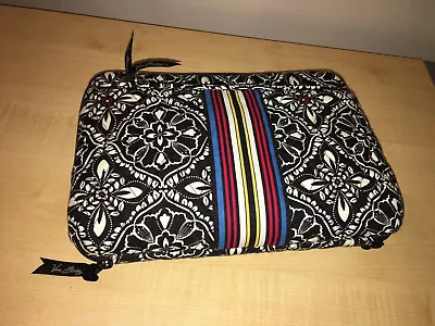 Vera Bradley Tablet Case In Barcelona Print • $13