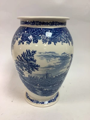 £185 • Buy Wedgwood Queens Ware RomNtic England Windsor Castle Vase 12.5” Tall #G