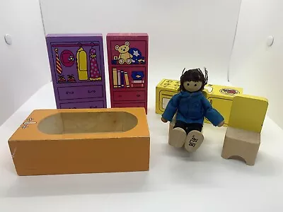 $12 • Buy Ryan's Room Miniature Wood Doll & Doll House Furniture Lot