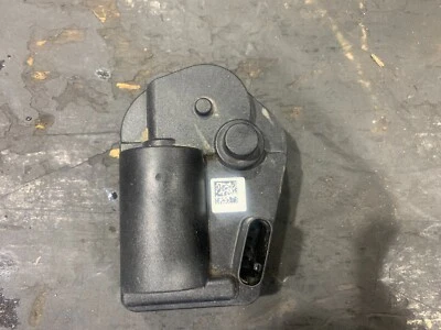 $55 • Buy Genuine VF 2 HSV SSV Holden Commodore Redline Bi Modal Exhaust Module Actuator