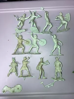 11 Vintage 1965 2 1/4  Tall Light Green Marx Viking Toy Soldiers Some Damaged • $19.99