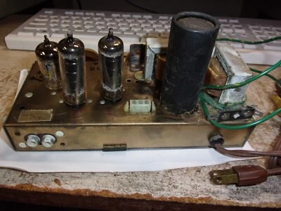 $40 • Buy Vintage Magnavox Stereo Vacuum Tube Amplifier Amp 8001-40