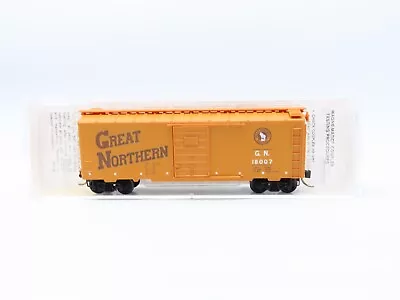 N Scale Micro-Trains MTL #20190 GN Great Northern Circus Car 40' Box Car #18007 • $39.95