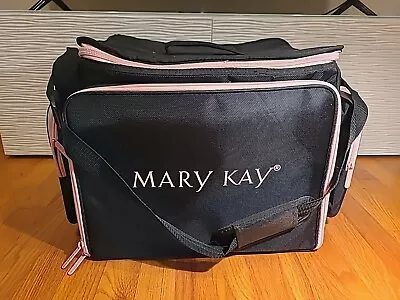 MARY KAY CONSULTANT TRAVEL LUGGAGE CONSULTANT CASE BAG BLACK And PINK TRIM LARGE • $49