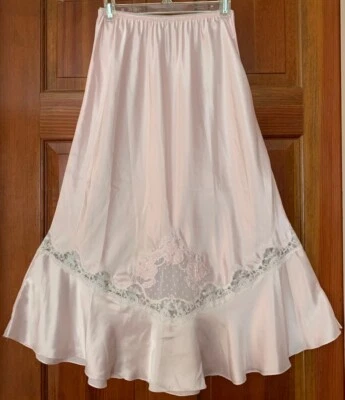 $9.99 • Buy Vintage 1980s Sara Beth Pink Midi Half Slip Pearls Appliqué Lace Full Skirt EUC