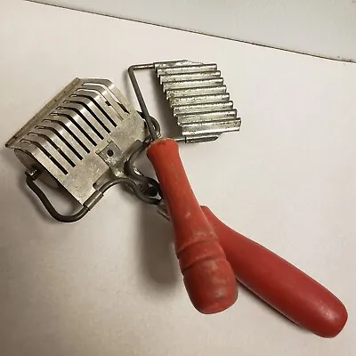 2 Vintage Utensils Red Wooden Kitchen Farmhouse Primitive Cooking Tools Pasta • $11.99