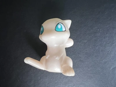 $0.99 • Buy Vintage Pokemon Figure Mew 1996 Bandai Japan Collectable Toy