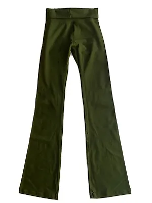 T Party Yoga Pant-Army Green(Med) • $11.99