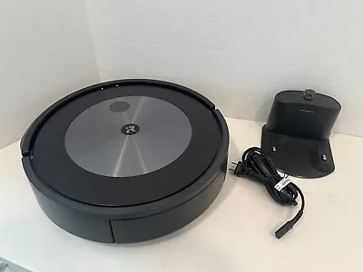 IRobot Roomba J7 Robot Vacuum - With Charger (Great Condition) • $169.99