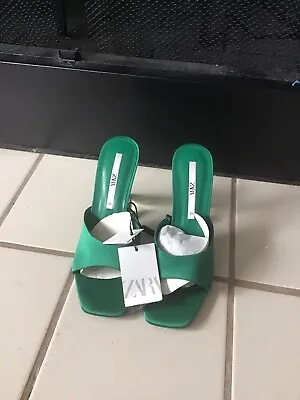 Zara Green Sandals 8 • $49