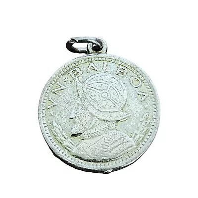 VN Balboa Coin Pendant • $12.99