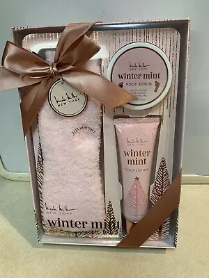 Nicole Miller Foot Care Set Winter Mint - Socks Scrub Lotion New • $15.95