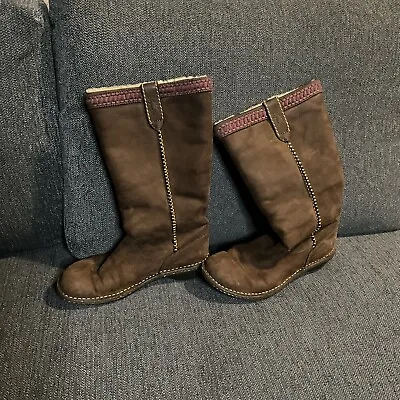 Ugg Leather And Sheepskin Boot • $20