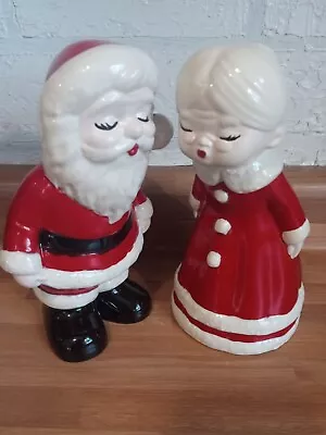 Vintage 1978 Hand Painted Ceramic Kissing Santa & Mrs Claus Christmas Figures • $19.99