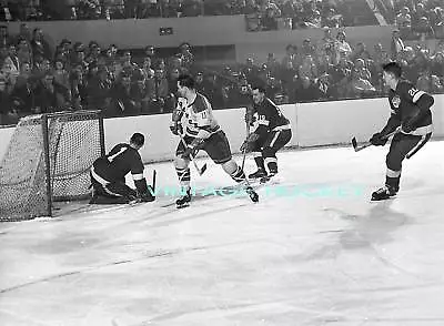 1960 Rangers @ Red Wings Nhl Hockey Photo - Olympia • $8.99