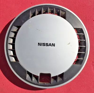 Nissan Hubcap 14 Inch Used Single P/N 40315 J7003 • $79