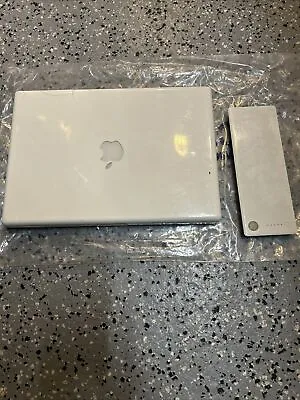 Apple MacBook A1181 Laptop Broken Cracked Parts Not Working Damaged • $34.95