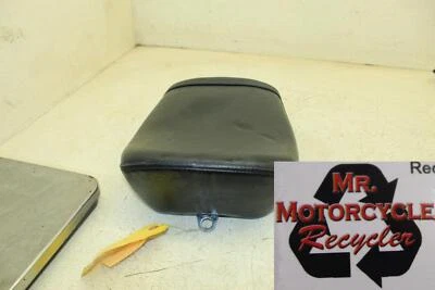 $90 • Buy 99-05 Yamaha V Star 1100 Oem Rear Back Passenger Seat Nice No Rips Or Tears L2
