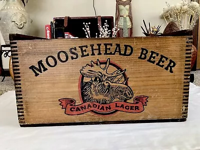 Vintage MOOSEHEAD Canadian Lager Beer Crate W/Lid And LINER Dove Tail Wood Box • $130