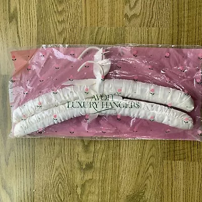 New Never Open 1986 Avon Luxury Hangers Luxurious Padded Sealed Package Of 2 • $10