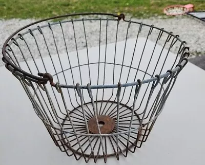 Antique Clam Oyster Basket Vtg Metal Wire Egg Fruit Garden Nautical 10  X 14  • $85