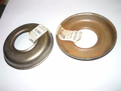 Nos 1973 - 1978 Chevrolet Truck Bearing Dust Shields Gm 3990290 • $25.46