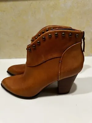 B Makowsky Womens SZ 8.5 Quincy 3”Heel Ankle Boots Brown Leather Studded New? B9 • $35