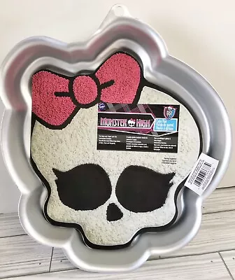 Wilton Monster High Cake Pan Skull. 10 X11 X2  2105-6677 New-Paper Came Loose • $15.99