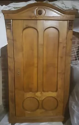 $2995 • Buy Europe 1820-1840 / Biedermeier Child's Wardrobe  / Excellent Estate Condition