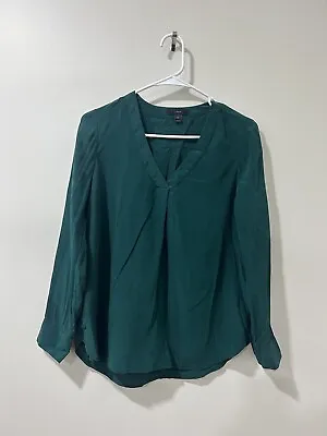 J. Crew Women’s Size 4 Petite 100% Silk Green Long Sleeve V Neck Blouse • $8